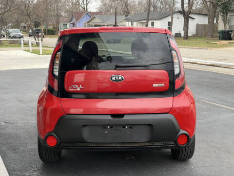 2015 Kia Soul +