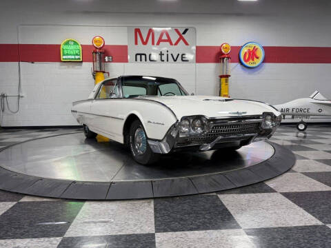 1962 Ford Thunderbird
