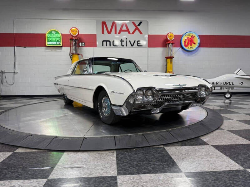 1962 Ford Thunderbird