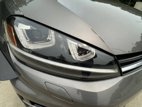 2016 Volkswagen Golf R