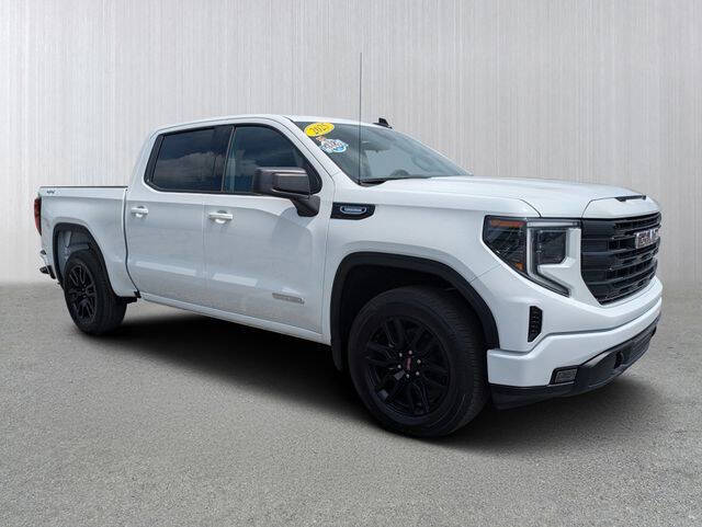 2025 GMC Sierra 1500 Elevation Standard