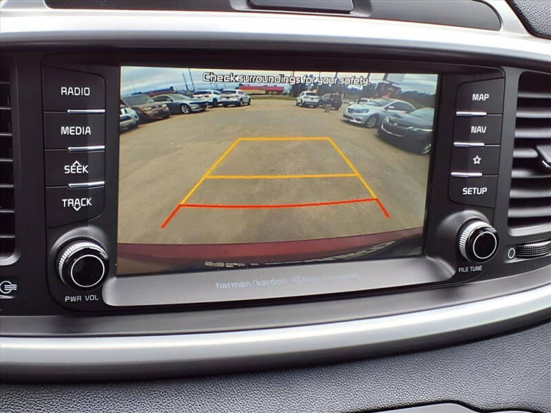 2019 Kia Sorento EX V6