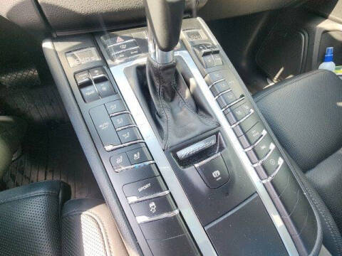 2017 Porsche Macan S