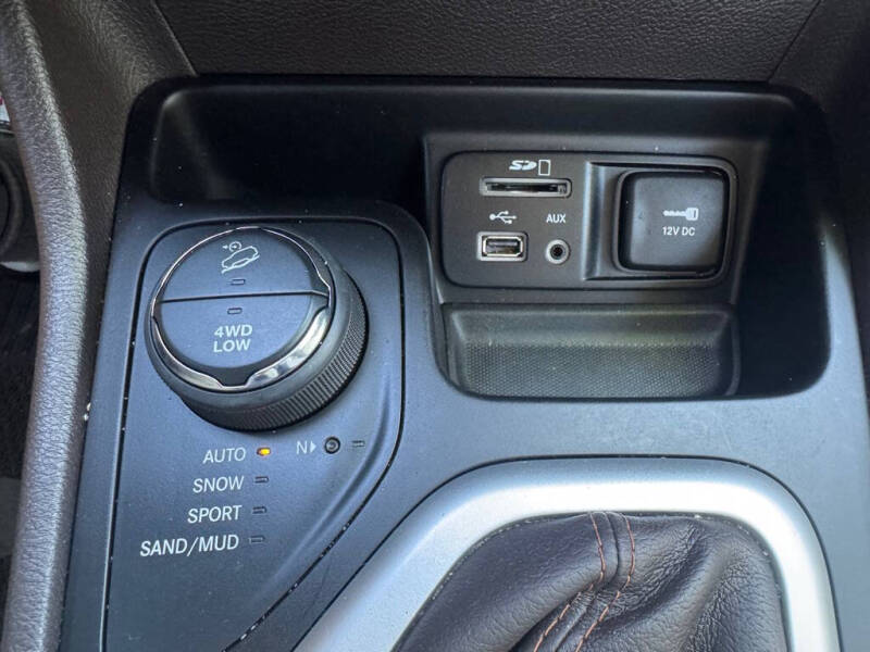 2017 Jeep Cherokee Overland