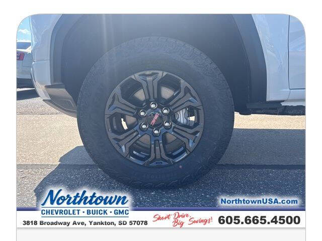 2025 GMC Canyon Elevation