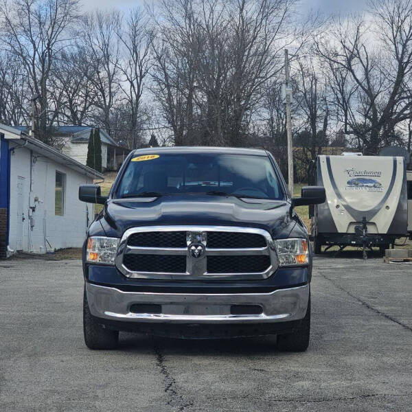 2016 RAM 1500 SLT
