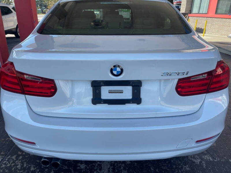 2014 BMW 3 Series 328i