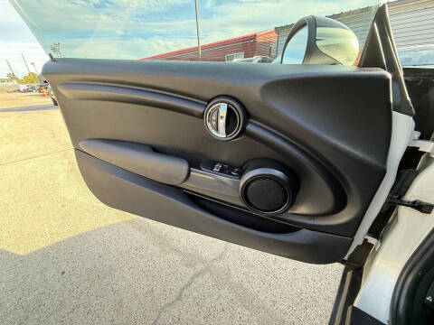 2016 MINI Hardtop 2 Door Cooper