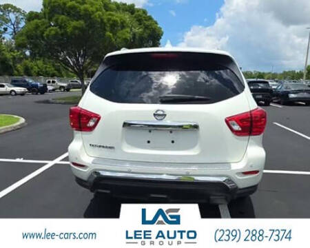 2020 Nissan Pathfinder S