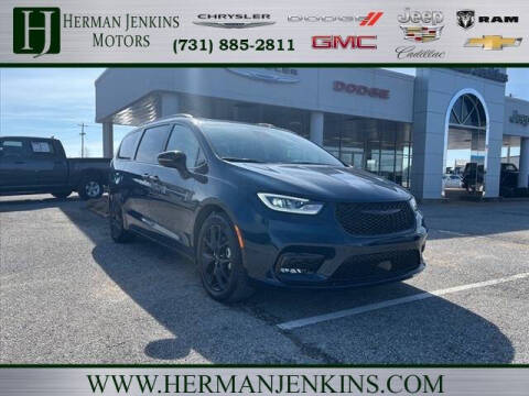 2023 Chrysler Pacifica for sale at CAR-MART in Union City TN