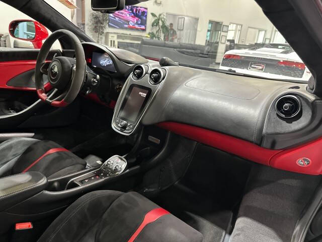 2017 McLaren 570S
