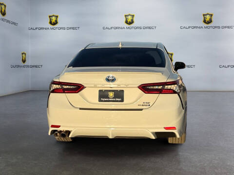 2022 Toyota Camry Hybrid XSE