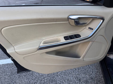 2013 Volvo S60 T5 Premier