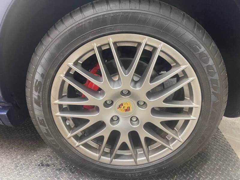 2008 Porsche Cayenne GTS