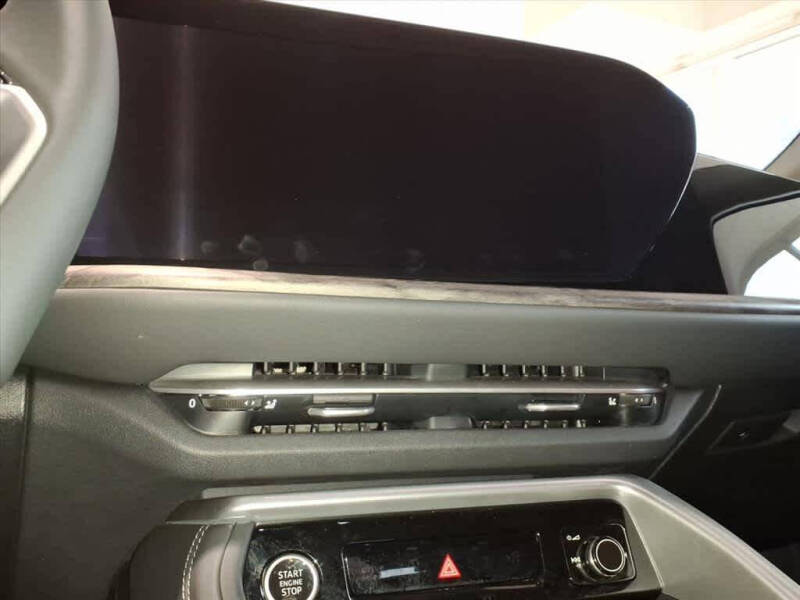 2025 Audi Q5 quattro Premium TFSI