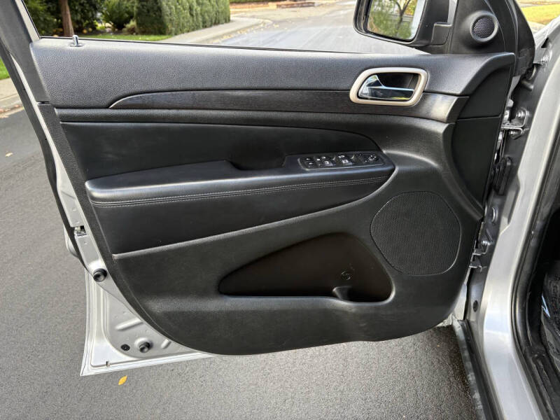 2014 Jeep Grand Cherokee Laredo E