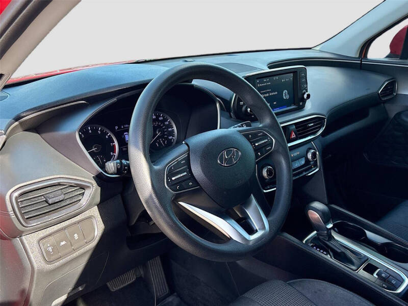 2020 Hyundai Santa Fe SE