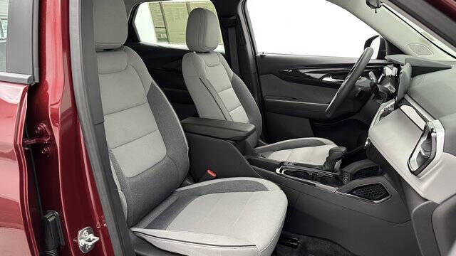 2025 Chevrolet TrailBlazer LS