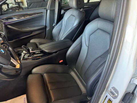 2018 BMW 5 Series 530i