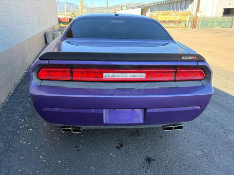 2013 Dodge Challenger SRT8 Core