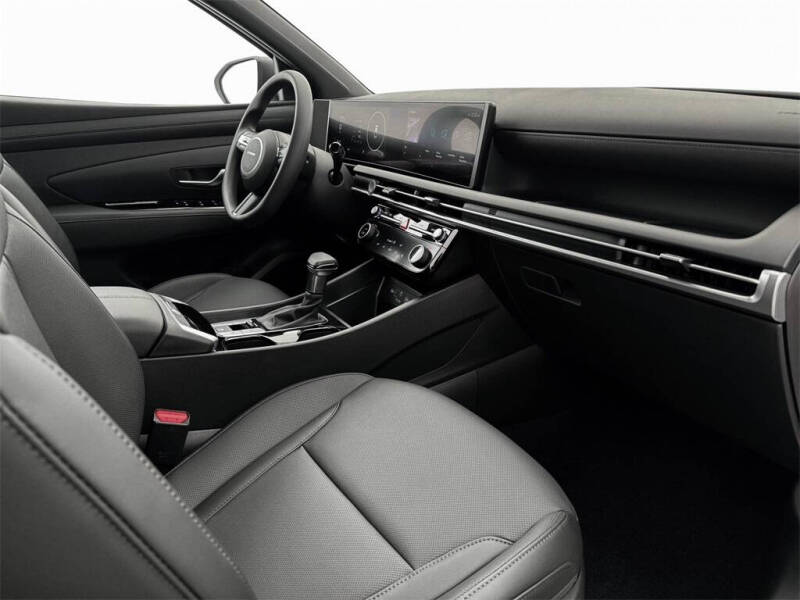 2025 Hyundai Santa Cruz SEL Activity