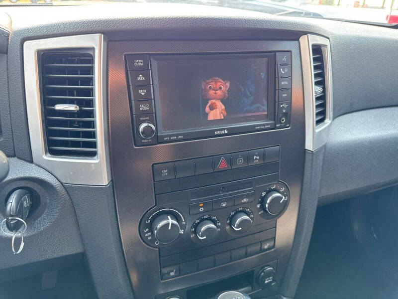 2009 Jeep Grand Cherokee SRT8