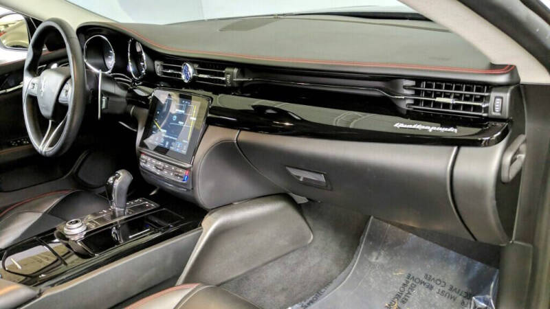 2017 Maserati Quattroporte S GranSport