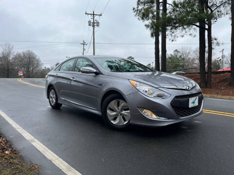 2014 Hyundai Sonata Hybrid for sale at THE AUTO FINDERS in Durham NC