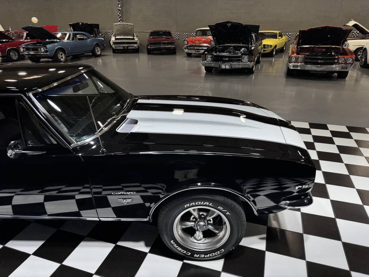 1967 Chevrolet Camaro 30