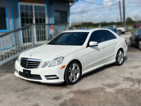 2013 Mercedes-Benz E-Class for sale at Auto Plan in La Porte TX