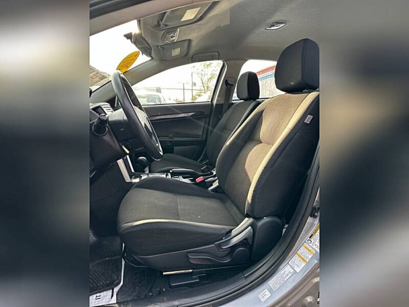 2017 Mitsubishi Lancer