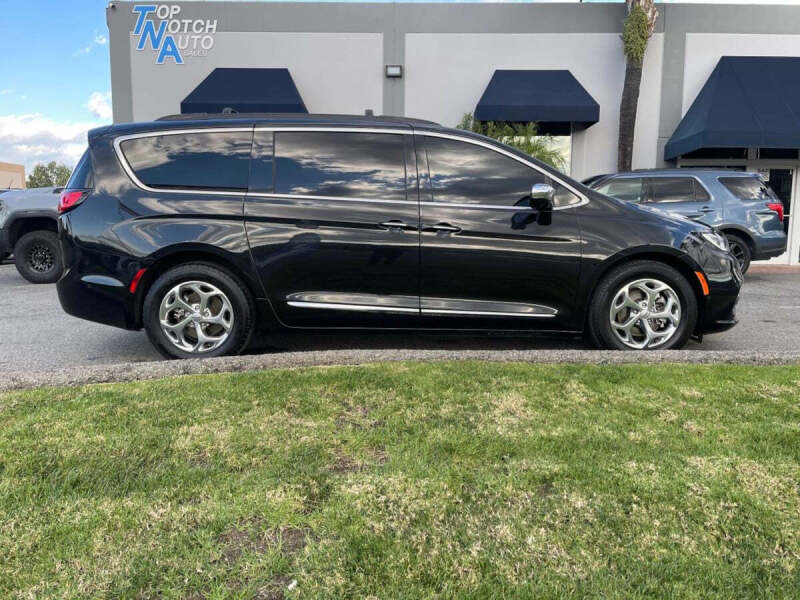 2022 Chrysler Pacifica Limited