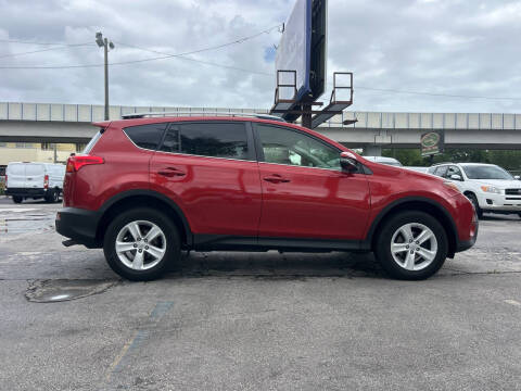 2013 Toyota RAV4 XLE