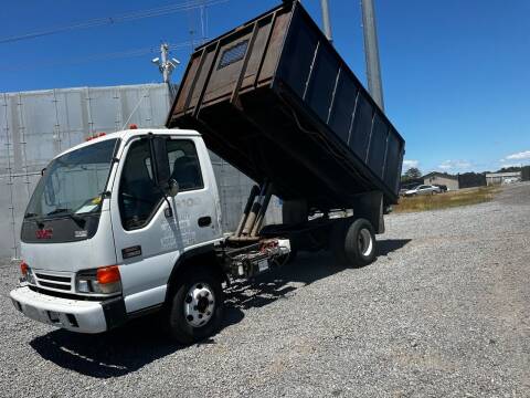 2005 GMC W4500 for sale at Mario's Motors Inc in Leesburg VA