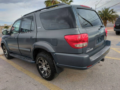 2005 Toyota Sequoia SR5