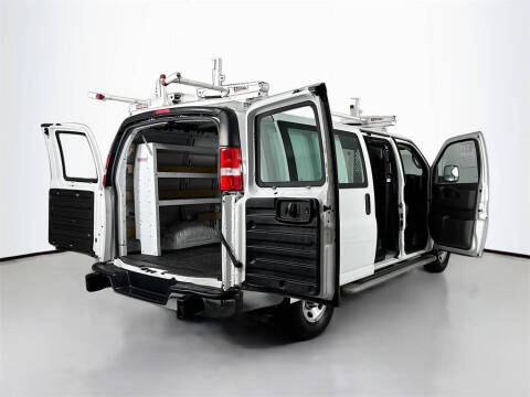 2020 GMC Savana 2500