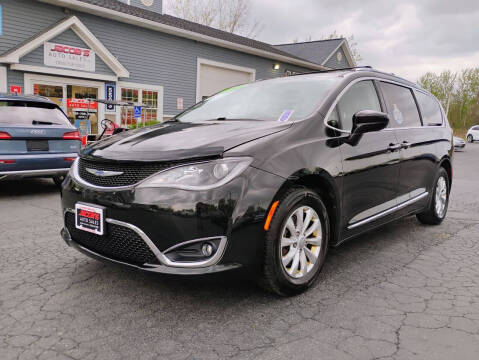 2018 Chrysler Pacifica Touring L Plus