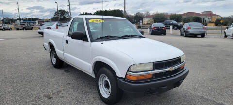 2003 Chevrolet S-10 for sale at Kelly & Kelly Supermarket of Cars in Fayetteville NC