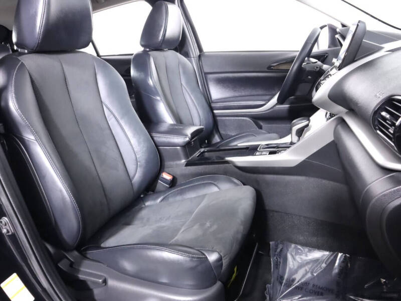 2022 Mitsubishi Eclipse Cross SE