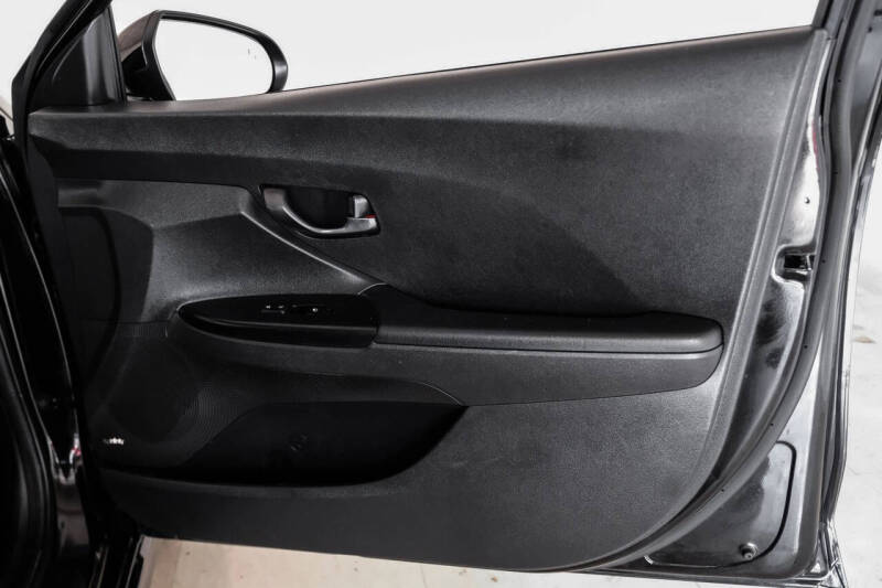 2020 Hyundai Veloster