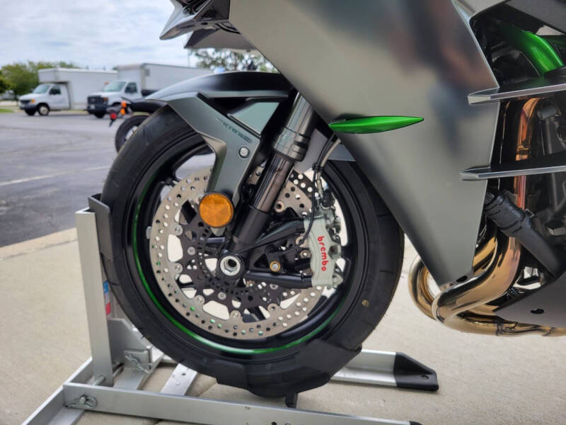 2025 Kawasaki Ninja H2 Carbon ABS