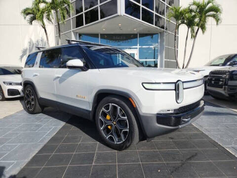 2023 Rivian R1S Adventure