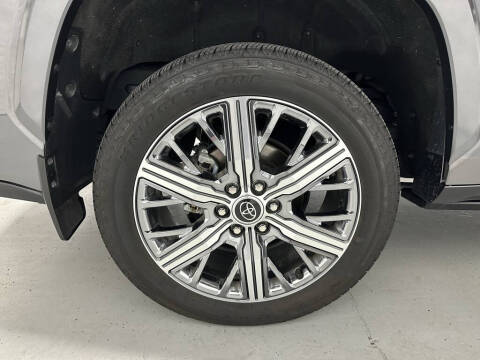 2024 Toyota Sequoia Capstone