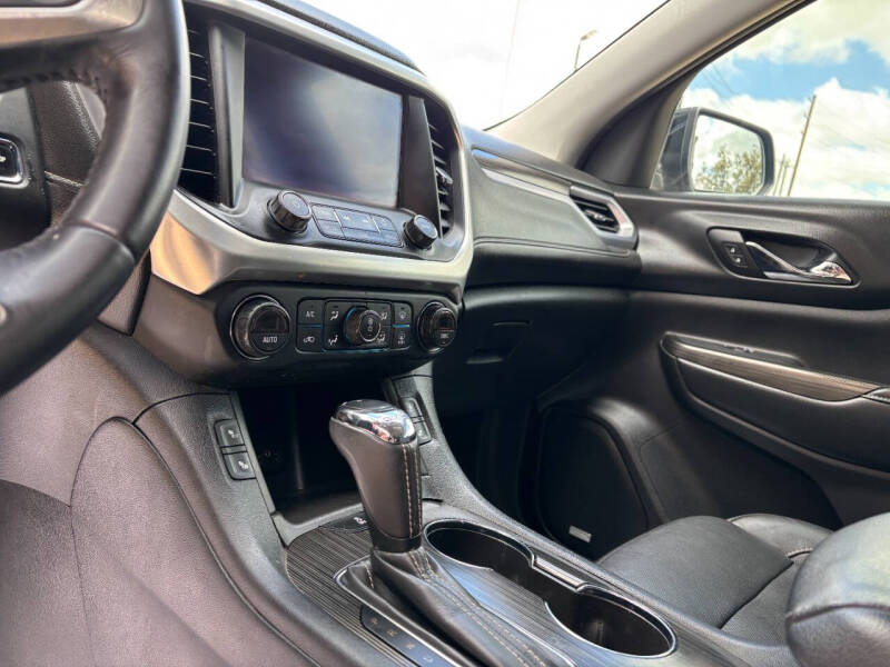 2017 GMC Acadia SLT-1