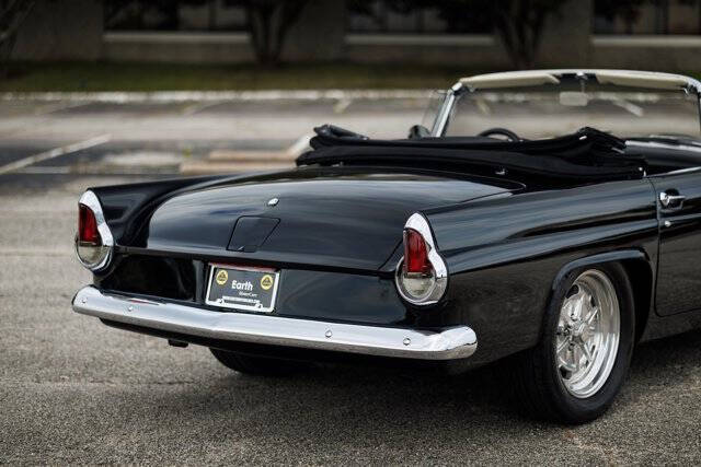 1956 Ford Thunderbird