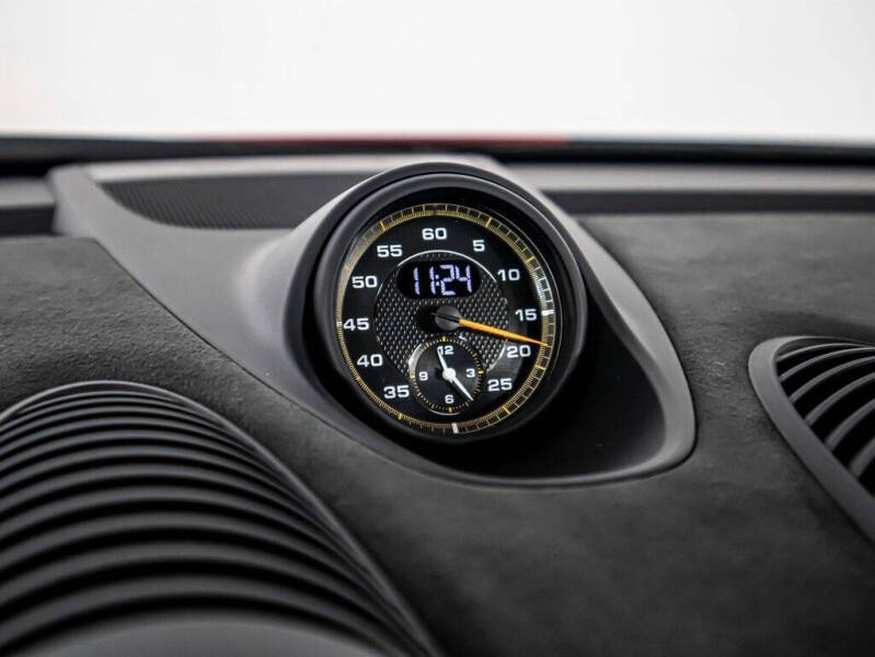 2024 Porsche 718 Cayman GT4 RS