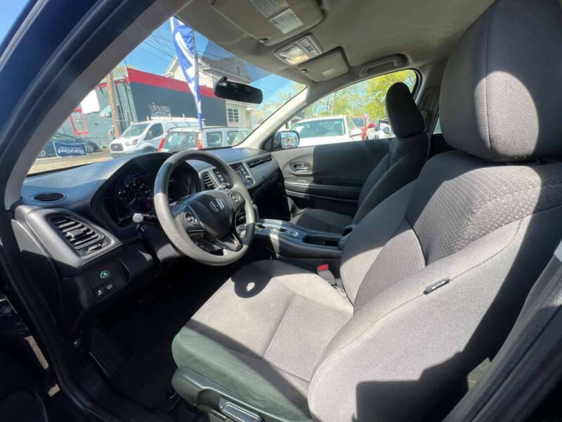 2021 Honda HR-V LX