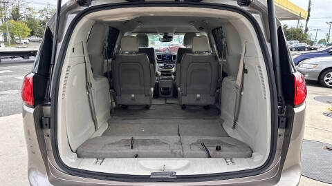 2018 Chrysler Pacifica Touring L