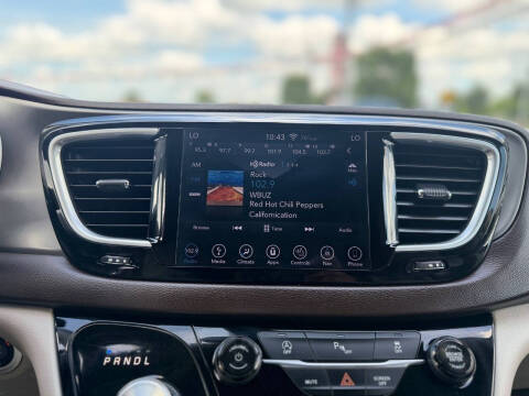 2019 Chrysler Pacifica Touring L Plus