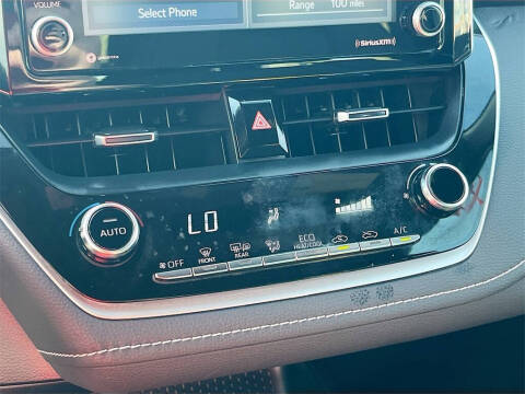 2022 Toyota Corolla Hatchback SE Nightshade Edition